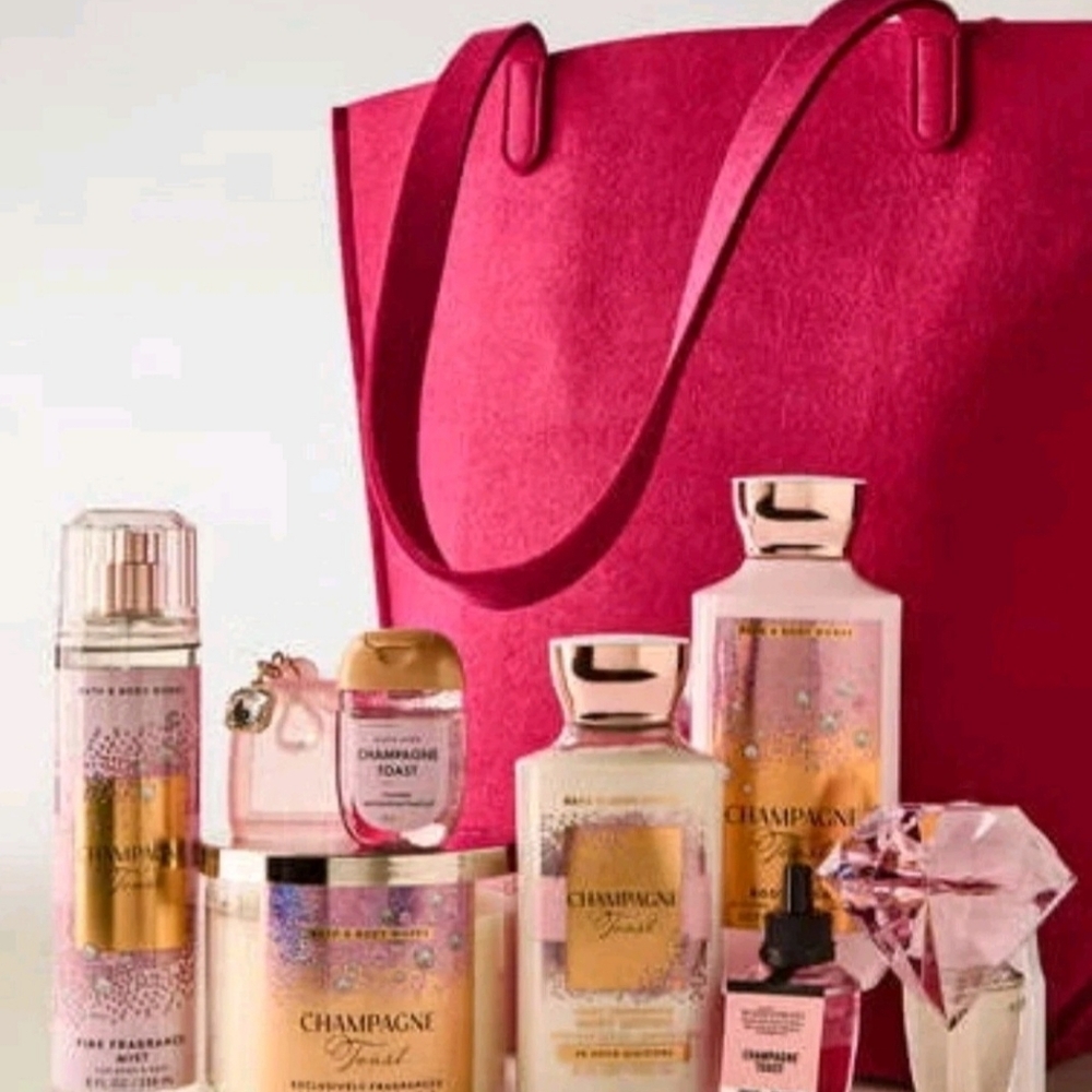 2025 Bath & Body Works Champagne Toast 9pc Holiday Box Set & Burgundy Felt Tote